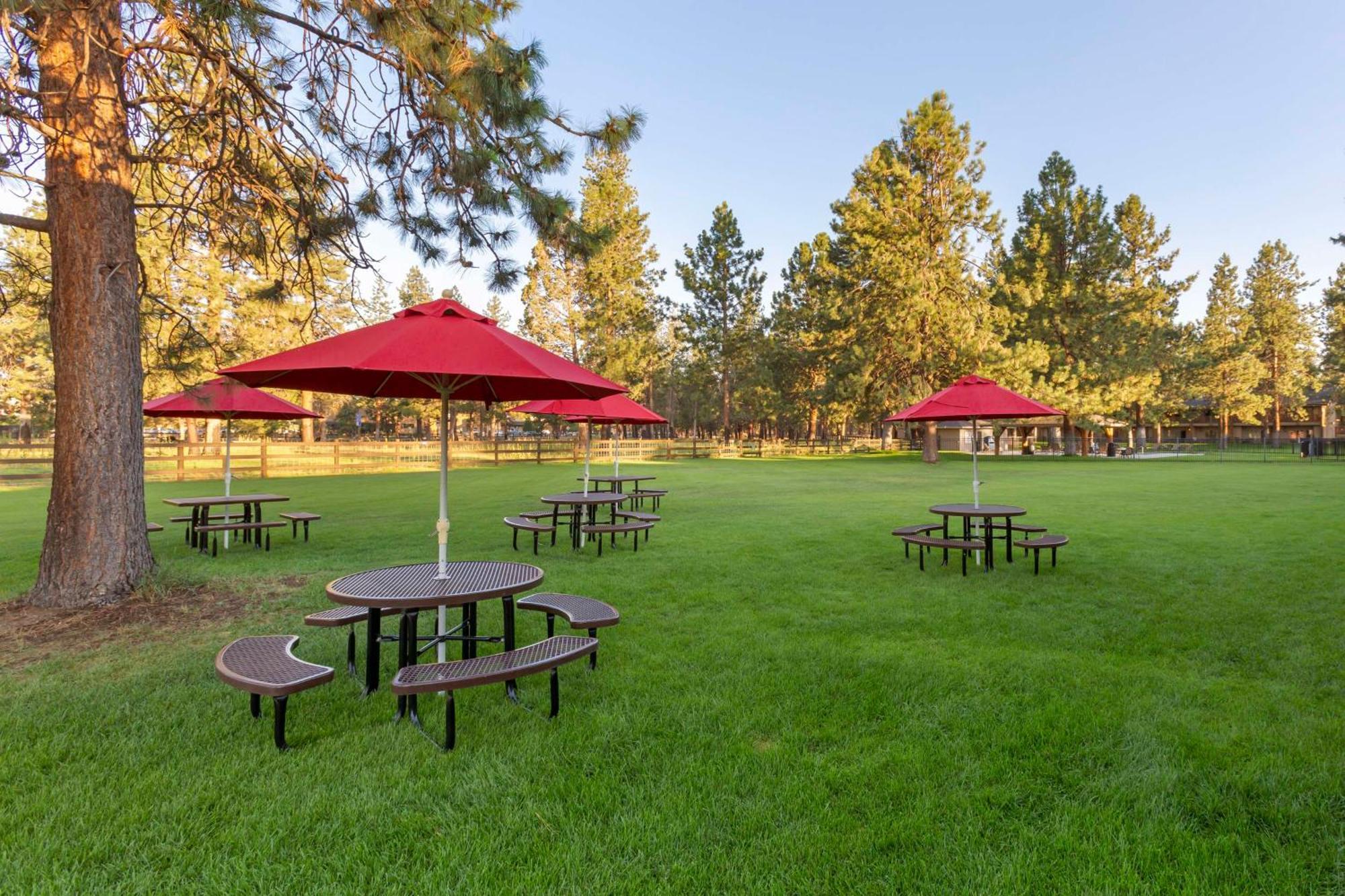 Best Western Ponderosa Lodge Sisters Exterior foto